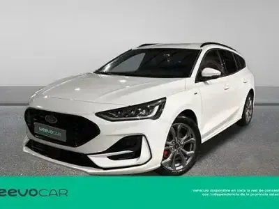 Usado Ford Focus ST-Line 125 CV (91 kW) 2024 Blanco Familiar