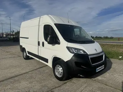 Usado Peugeot Boxer S 140 CV (102 kW) 2020 Blanco Van