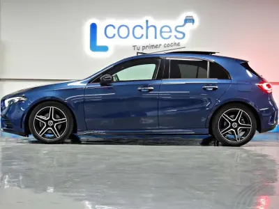 Usado Mercedes A200 163 CV (119 kW) 2022 Azul Utilitario