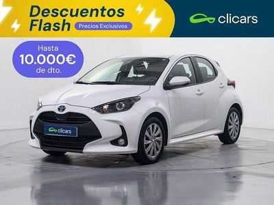 Usado Toyota Yaris Hybrid Active 116 CV (85 kW) 2024 Blanco Berlina