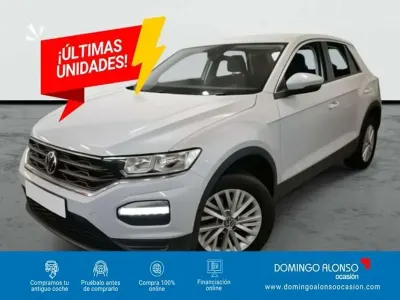 Usado VW T-Roc 110 CV (80 kW) 2021 Plateado SUV