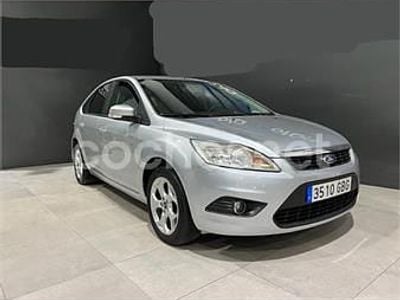 Gris / plata Usado 2008 Ford Focus Business Edition Berlina | 3100 € (Precio justo)