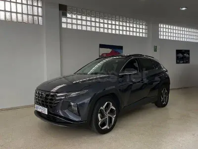 Usado Hyundai Tucson Style 180 CV (132 kW) 2021 Gris / plata SUV