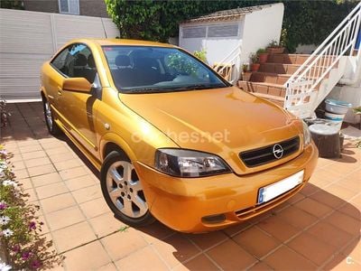 Usado Opel Astra 125 CV (91 kW) 2001 Naranja Coupe