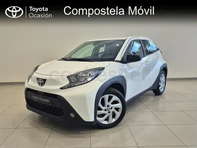Usado Toyota Aygo X Play 72 CV (52 kW) 2024 Blanco SUV