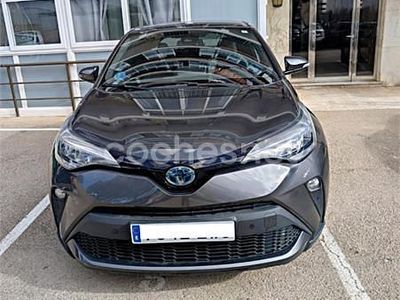 Usado Toyota C-HR Active 122 CV (89 kW) 2022 Gris / plata SUV