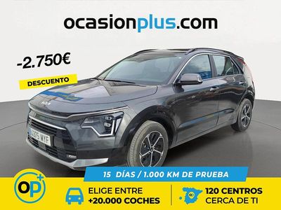 Usado Kia Niro 129 HP (94 kW) 2025 Branco SUV