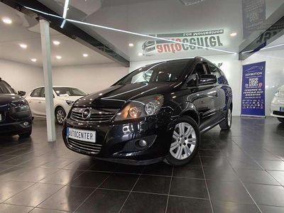 Usado Opel Zafira Family 110 CV (80 kW) 2012 Negro Monovolumen