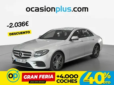 Usado Mercedes E220 194 CV (142 kW) 2016 Gris Berlina