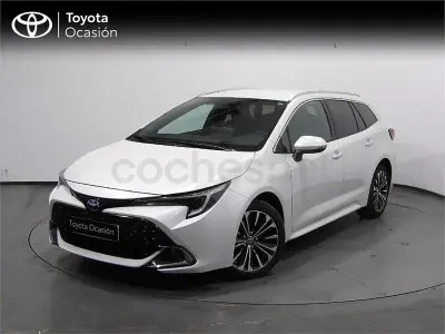 Usado Toyota Corolla Edition 140 CV (102 kW) 2023 Blanco Familiar