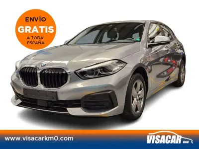 Usado BMW 118 150 CV (110 kW) 2023 Gris Utilitario