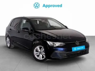 Usado VW Golf VIII Life 115 CV (84 kW) 2023 Azul Berlina