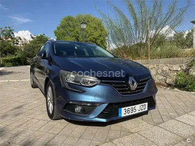 Usado Renault Mégane GrandTour Business 110 HP (80 kW) 2017 Azul Carrinha
