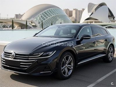 Usado VW Arteon R-line 218 CV (160 kW) 2023 Negro Familiar
