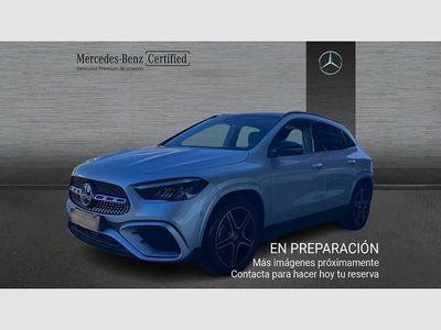 Gris / plateado Usado 2025 Mercedes GLA200 AMG line SUV | 41.990 € (Buen precio)