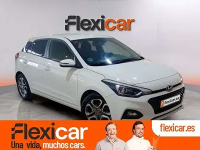 Käytetty Hyundai i20 99 HP (72 kW) 2019 Valkoinen Viistoperä