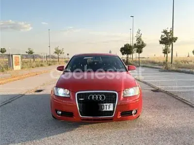 Usado Audi A3 Ambition 140 CV (102 kW) 2005 Rojo Utilitario