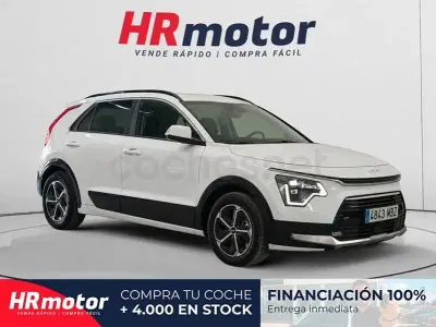 Usado Kia Niro 141 CV (103 kW) 2022 Blanco SUV