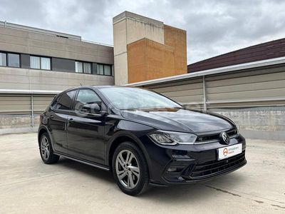Usado VW Polo R-line 110 CV (80 kW) 2022 Negro Berlina