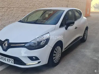 Usado Renault Clio IV Life 75 CV (55 kW) 2018 Blanco Berlina