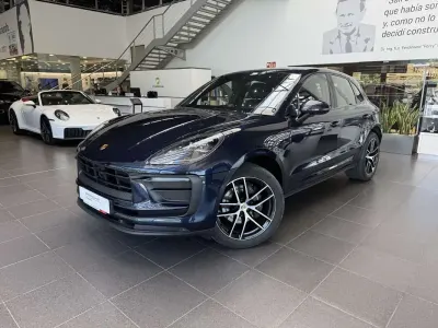 Käytetty Porsche Macan 265 HP (194 kW) 2023 Sininen Katumaasturi