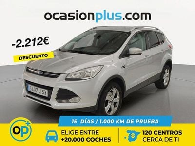 Usado Ford Kuga Trend 150 CV (110 kW) 2016 Gris / plata SUV