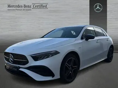 Używany Mercedes A250 218 KM (160 kW) 2025 Biały Sedan/Limuzyna