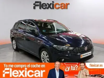 Usado Fiat Tipo Easy 120 CV (88 kW) 2018 Azul Berlina