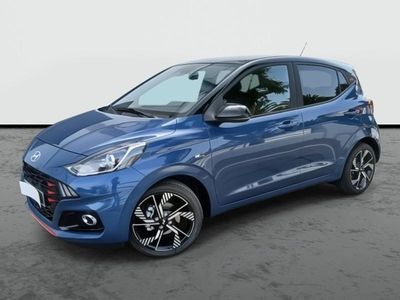 Usado Hyundai i10 N Line 79 CV (58 kW) 2025 Azul vibrante (techo negro) Utilitario