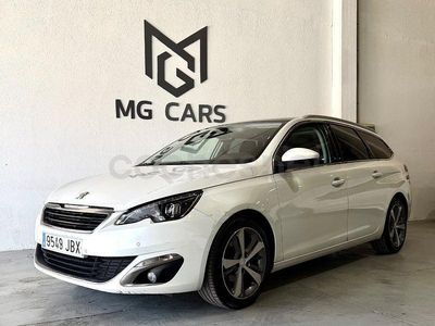 Usado Peugeot 308 SW Allure 115 CV (84 kW) 2015 Blanco Familiar