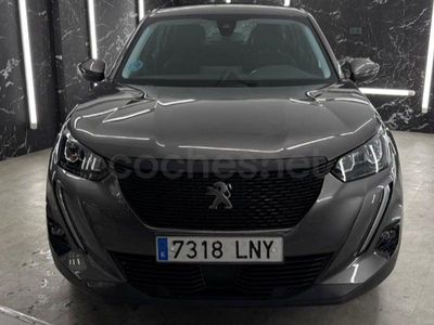 Usado Peugeot 2008 Active 110 CV (80 kW) 2021 Gris / plata SUV