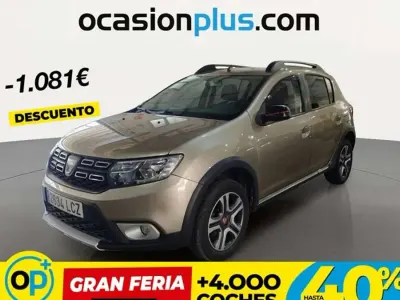 Usado Dacia Sandero 90 CV (66 kW) 2019 Beige Utilitario