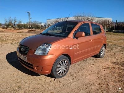 Usado Kia Picanto EX 65 CV (47 kW) 2005 Naranja Utilitario