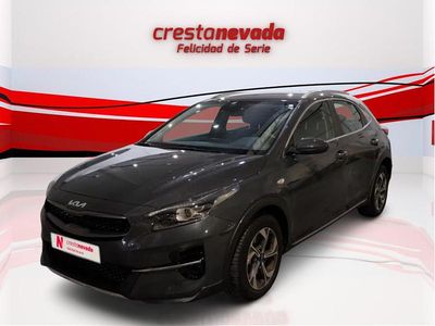Gris Usado 2022 Kia XCeed SUV | 16.500 € (Precio justo)