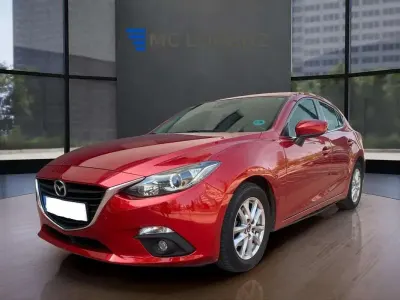 Używany Mazda 3 Style 100 KM (73 kW) 2013 Czerwony Hatchback