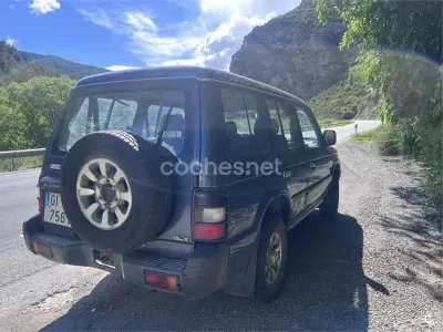 Usado Mitsubishi Montero 99 CV (72 kW) 1995 Negro SUV