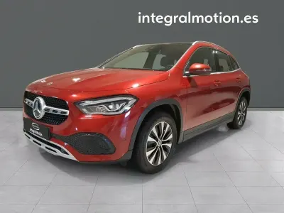 Usado Mercedes GLA250 217 CV (159 kW) 2022 Rojo SUV