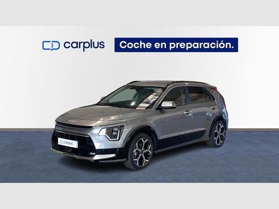 Steel gray (metalizado) Usado 2023 Kia Niro SUV | 29.690 € (Caro)