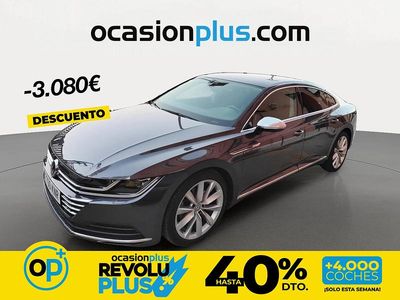 Usado VW Arteon Elegance 190 CV (139 kW) 2018 Gris / plata Berlina