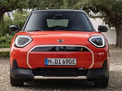 Usado Mini Aceman Essential 160 kW (218 CV) 2025 Azul SUV