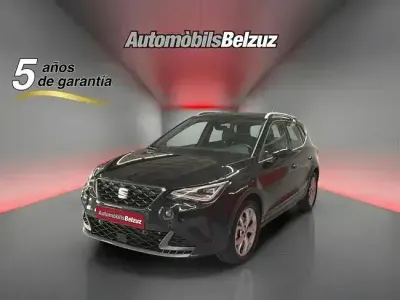 Usado Seat Arona FR 116 CV (85 kW) 2025 Negro SUV