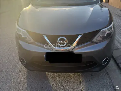 Usado Nissan Qashqai Acenta 110 CV (80 kW) 2014 Gris / plata SUV