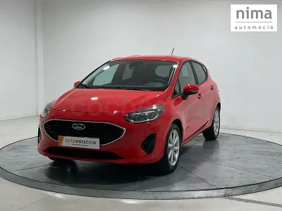 Usado Ford Fiesta Trend 75 CV (55 kW) 2023 Rojo Utilitario