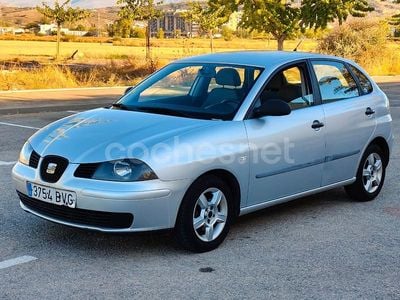 Gris / plata Usado 2002 Seat Ibiza Berlina | 3000 € (Precio justo)