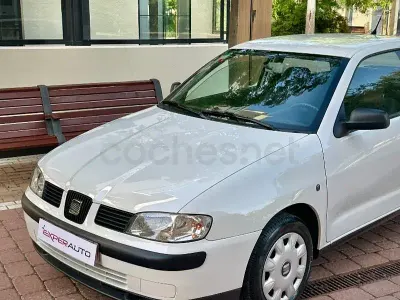Usado Seat Ibiza Stella 90 CV (66 kW) 1999 Blanco Utilitario