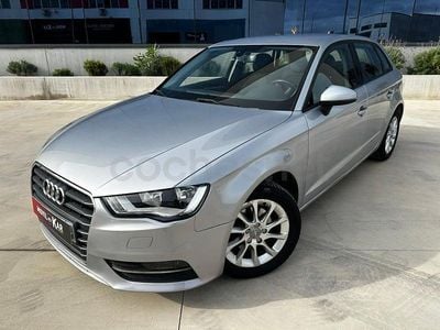 Usado Audi A3 Business 110 HP (80 kW) 2016 Cinzento Sedan