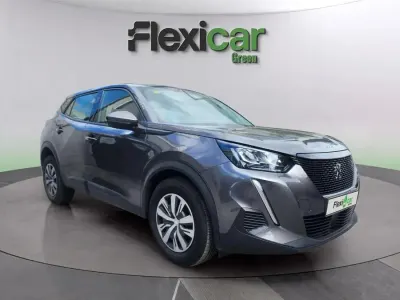 Usado Peugeot 2008 Active 101 HP (74 kW) 2020 Cinzento SUV