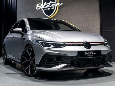 Usado VW Golf VII GTI Clubsport 301 CV (221 kW) 2021 Gris / plata Utilitario