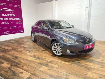 usado Lexus IS220d Premium Cambio 3.2