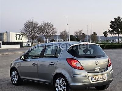 Usado Opel Corsa Selective 75 CV (55 kW) 2012 Gris / plata Utilitario
